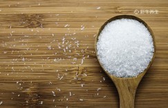 怀孕中期，少吃这3种“天然带毒食物”，可能会让宝宝更加的健康