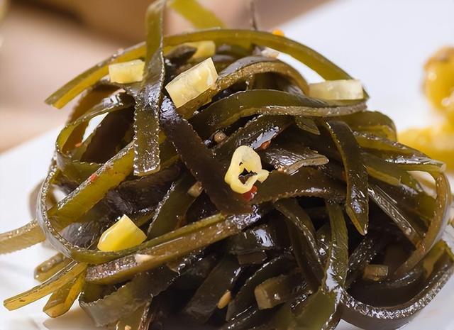 碱性食物对人体酸碱度影响甚微，别再被养生骗局忽悠了
